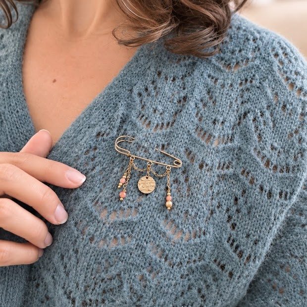 Broche pierre de soleil dorée – Meryl – Image 3